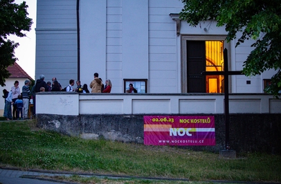 230602 noc kostelu